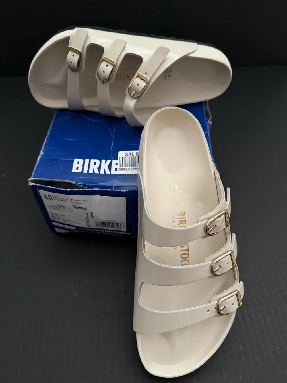 Birkenstock Florida Fresh Sandal in Ecru with Gold Buckles Size 9 NEW